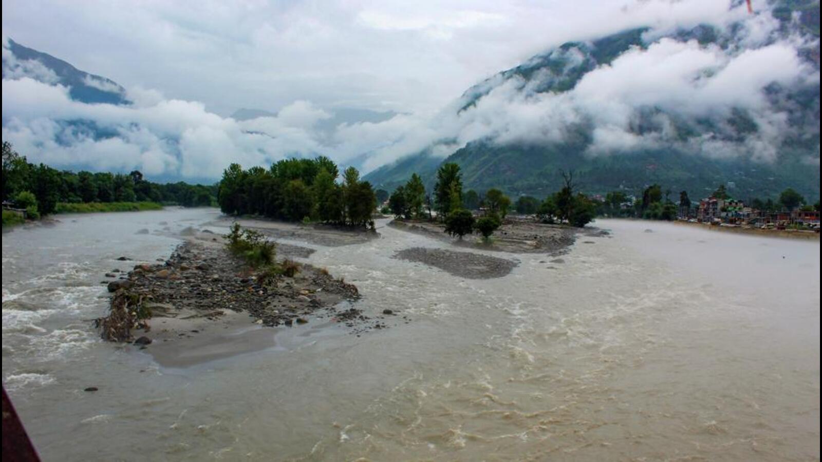 Monsoon active over northern plains, 28% excess rainfall recorded in August so far