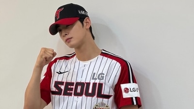Cha Eun Woo's pictures from his baseball game went viral on the Internet. (@eunwo.o_c/Instagram) Cha Eun Woo's pictures from his baseball game went viral on the Internet. (@eunwo.o_c/Instagram)