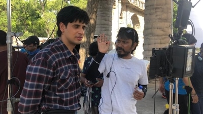 For the film, Sidharth pulled off multiple looks: from the young and older Vikram to even his twin brother, Vishal. For the film, Sidharth pulled off multiple looks: from the young and older Vikram to even his twin brother, Vishal.