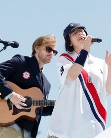 Singers Billie Eilish and FINNEAS Singers Billie Eilish and FINNEAS