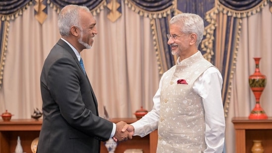 EAM S Jaishankar with Maldives President Mohamed Muizzu. 