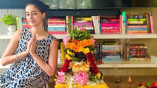 Ananya Panday performs Shravan Somwar puja at her new home: Pics