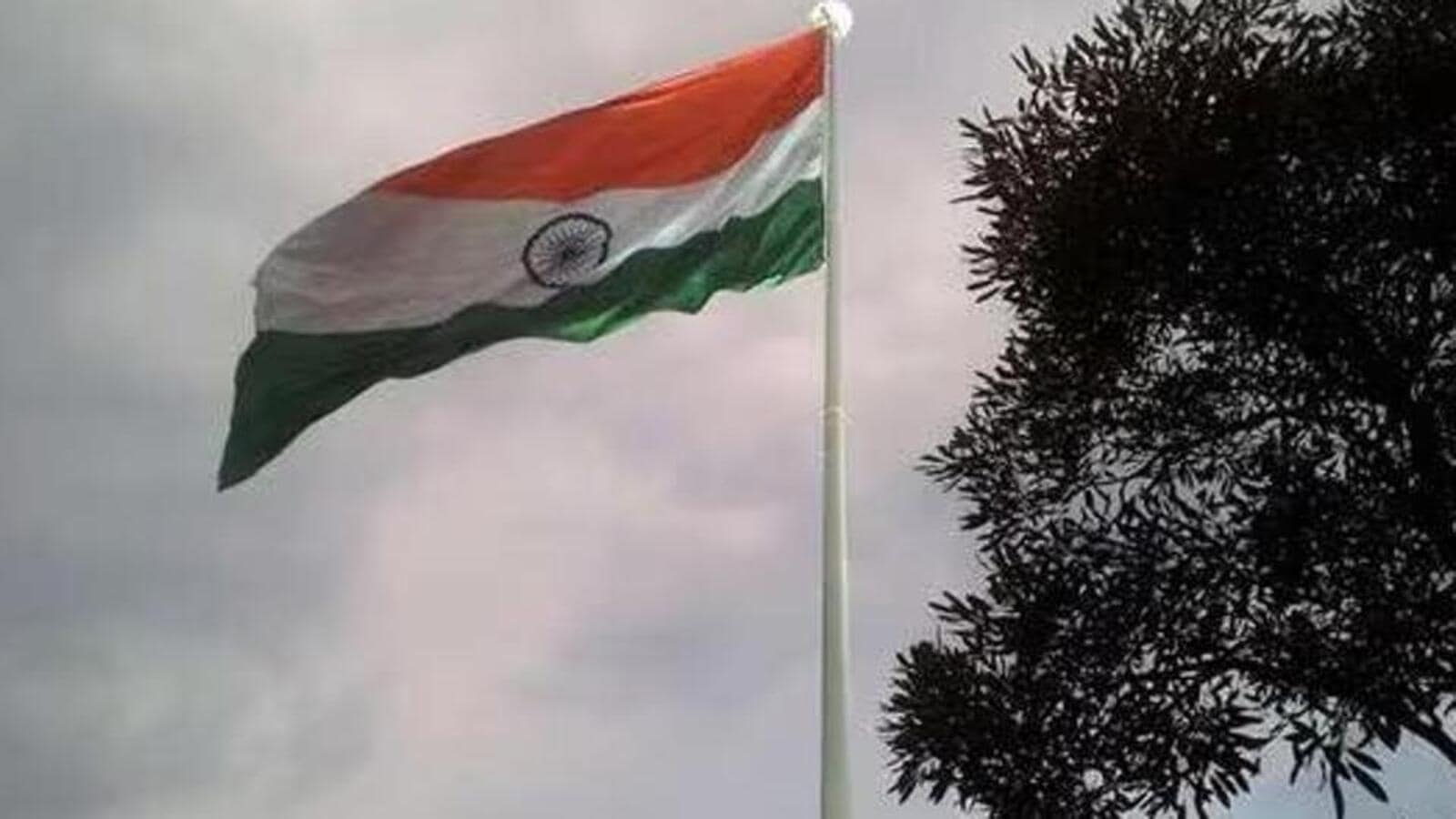 Delhi: Independence Day flag hoisting ceremony standoff continues