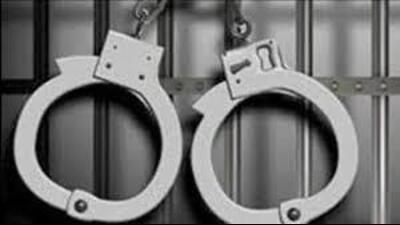 Accused Baldev began to verbally abuse the police officers. He allegedly grabbed the ASI by the collar, causing his uniform to tear and his nameplate to fall off. (Getty image)