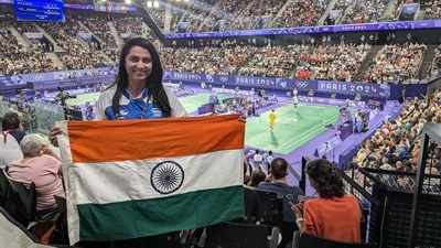 Deepthi Bopaiah with the Indian flag. (Shrenik Avlani)