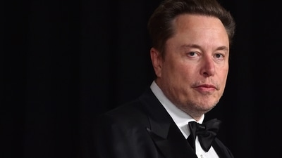 Elon Musk arrives at the 10th Breakthrough Prize Ceremony at the Academy Museum of Motion Pictures in Los Angeles. (AP)