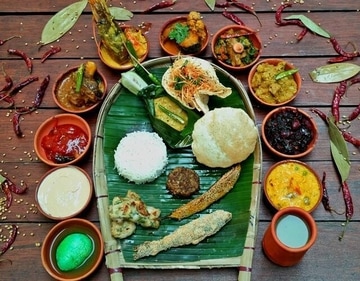 Try out kasha mangsho and murgi kalia at Cafe Swiss at Swissotel Kolkata Neotia Vista, which has come up with an array of authentic Bengali cuisines. (Swissotel Kolkata Neotia Vista )