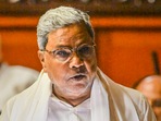 CM Siddaramaiah directs to restore damaged crest gate of Tungabhadra in 3-4 days CM Siddaramaiah directs to restore damaged crest gate of Tungabhadra in 3-4 days