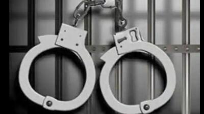 Six men were arrested on Wednesday for allegedly assaulting employees of a restaurant near CD Chowk in Sector 48 on Sohna Road. (Representational Image) Six men were arrested on Wednesday for allegedly assaulting employees of a restaurant near CD Chowk in Sector 48 on Sohna Road. (Representational Image)