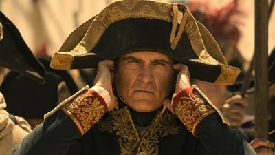 Joaquin Phoenix plays Napoleon Bonaparte in Ridley Scott's new historical Joaquin Phoenix plays Napoleon Bonaparte in Ridley Scott's new historical