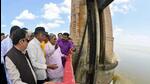 The crest gate of the Tungabhadra Dam in Karnataka was washed away due to a broken chain link on Saturday night (CM of Karnataka-X) The crest gate of the Tungabhadra Dam in Karnataka was washed away due to a broken chain link on Saturday night (CM of Karnataka-X)