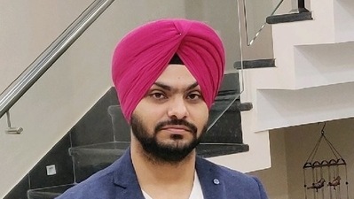 Sunderdeep Singh urged FASTag authorities to rectify the mistake. Sunderdeep Singh urged FASTag authorities to rectify the mistake.