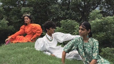 We serve up inspiration on flaunting the hues of the beloved Tricolour in the most voguish way. We serve up inspiration on flaunting the hues of the beloved Tricolour in the most voguish way.