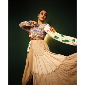 Shalmali Kholgade Shalmali Kholgade