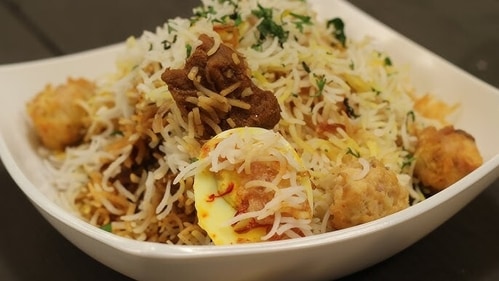 Parsi Bhonu (Photo: YouTube/Sanjeev Kapoor)