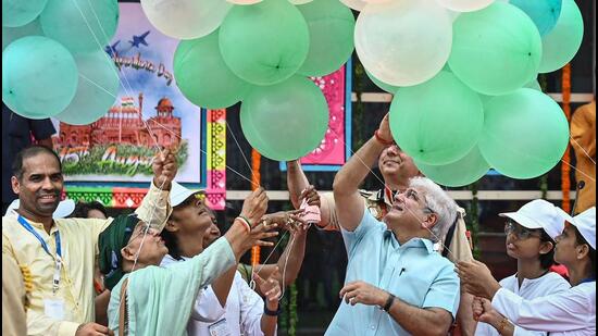 Kailash Gahlot participates in the Independence Day celebrations at Chhatrasal Stadium on Thursday. (Sanchit Khanna/HT PHOTO)