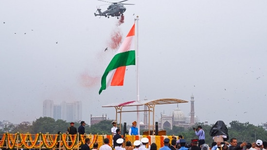 Flag hoisting 