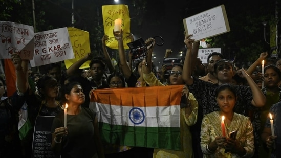 Kolkata doctor rape case LIVE updates: Women protesting at midnight against the rape and murder of a RG Kar Medical College doctor