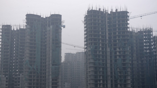 Almost 2000 under construction housing projects totalling over 5 lakh units across 44 cities have been stalled on account of financial mismanagement by real estate developers (Representational photo) (HT Archive) Almost 2000 under construction housing projects totalling over 5 lakh units across 44 cities have been stalled on account of financial mismanagement by real estate developers (Representational photo) (HT Archive)