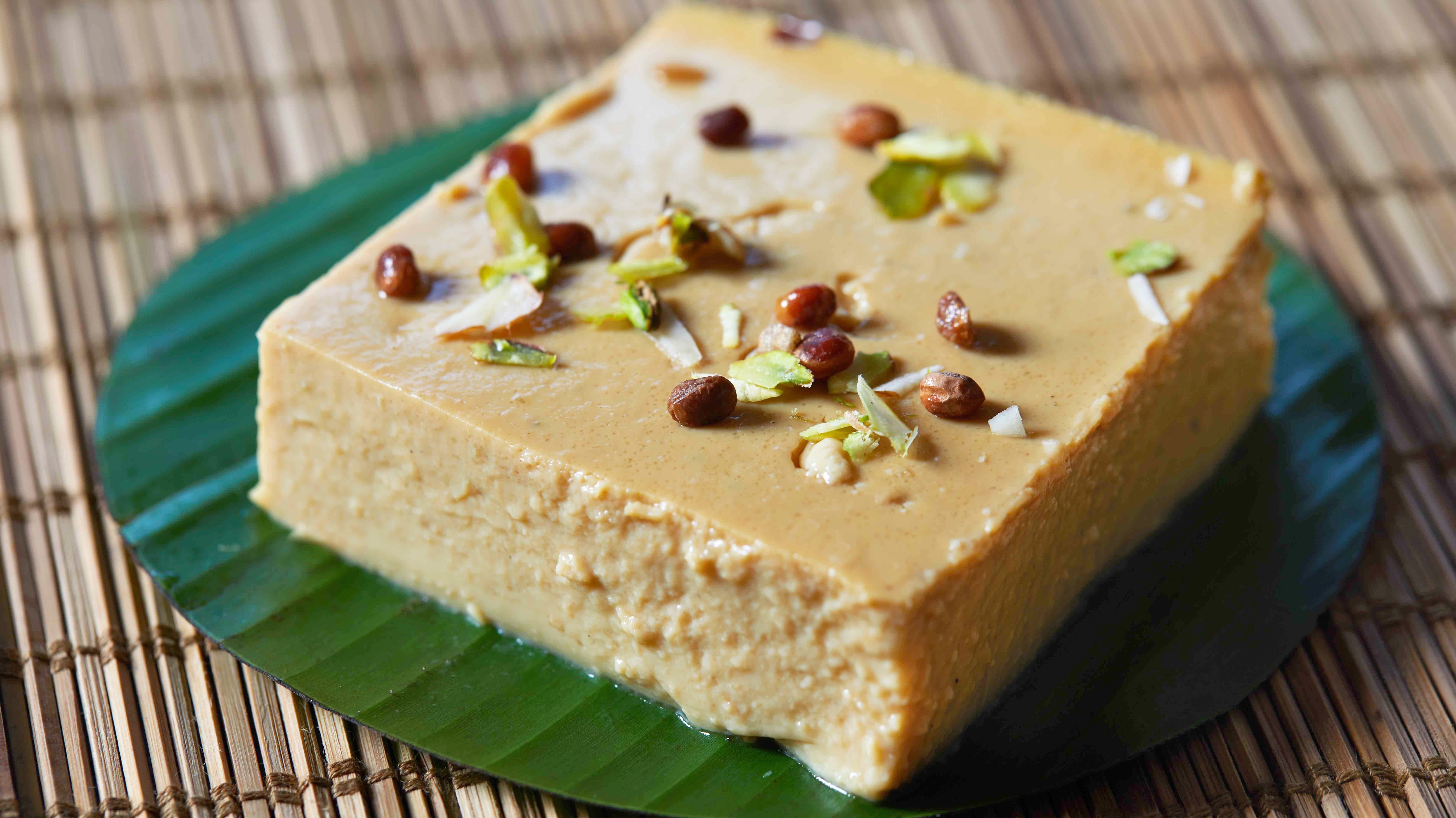 Parsi Lagan nu Custard Parsi Lagan nu Custard