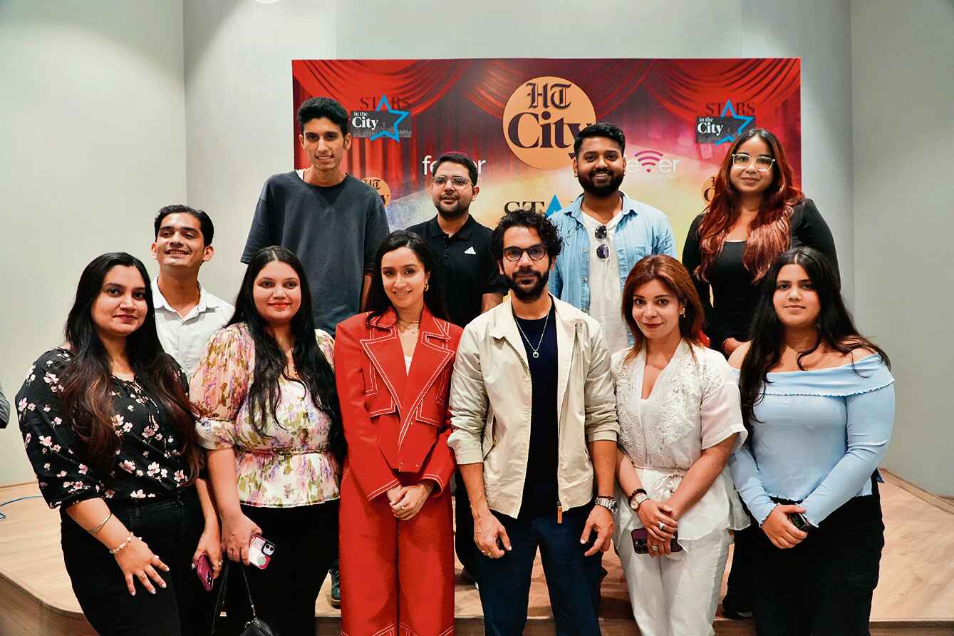 LR: Tanya Sharma, Mohd Amir, Diksha Sharma, Gautam, Manan Pruthi, Jayesh Singh, Roohi, Pragya, Shaina Yadav