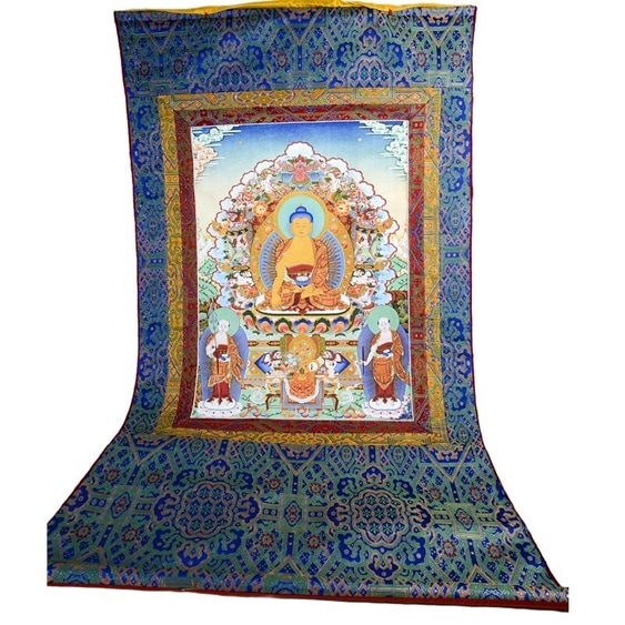 Thangkas exemplify sacred art and convey profound reverence. Thangkas exemplify sacred art and convey profound reverence.