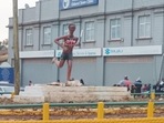 The authorities did not reveal who the statues are supposed to represent