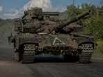 Ukrainian servicemen ride a tank, amid Russia's attack on Ukraine, near the Russian border in Sumy region, Ukraine August 15, 2024. REUTERS/Viacheslav Ratynskyi(REUTERS)