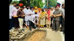 MLA Kulwant Singh also launched a project to lay a 135-metre sewer line along the dividing road between Phase 3B1 and Phase 3B2 in Mohali, particularly benefiting shops in that area. (HT Photo) MLA Kulwant Singh also launched a project to lay a 135-metre sewer line along the dividing road between Phase 3B1 and Phase 3B2 in Mohali, particularly benefiting shops in that area. (HT Photo)
