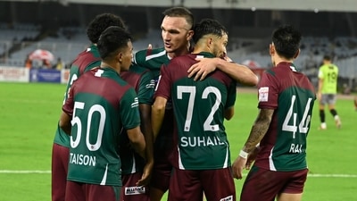 Mohun Bagan face East Bengal. (Hindustan Times) Mohun Bagan face East Bengal. (Hindustan Times)