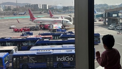 FILE PHOTO: FILE PHOTO: A boy looks at Air India airline passenger aircrafts parked at the Chhatrapati Shivaji Maharaj International Airport in Mumbai, India, February 1, 2024. REUTERS/Francis Mascarenhas/File Photo/File Photo (REUTERS) (HT_PRINT) FILE PHOTO: FILE PHOTO: A boy looks at Air India airline passenger aircrafts parked at the Chhatrapati Shivaji Maharaj International Airport in Mumbai, India, February 1, 2024. REUTERS/Francis Mascarenhas/File Photo/File Photo (REUTERS) (HT_PRINT)