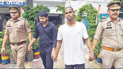 On June 22, Ghaziabad police officials had uncovered an unidentified headless body from near a drain at Loni-Bhopra road under jurisdiction of Tila Morh police station in Ghaziabad. (Sakib Ali/HT Photo) On June 22, Ghaziabad police officials had uncovered an unidentified headless body from near a drain at Loni-Bhopra road under jurisdiction of Tila Morh police station in Ghaziabad. (Sakib Ali/HT Photo)