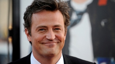 FILE PHOTO: Cast member Matthew Perry attends the premiere of the film "17 Again" in Los Angeles April 14, 2009. REUTERS/Phil McCarten/File Photo (REUTERS)