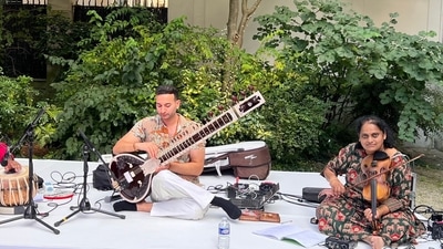 Sitarist Rishab Sharma and violinist Jyotsna Srikanth for the reception at Paris Olympics 2024 Sitarist Rishab Sharma and violinist Jyotsna Srikanth for the reception at Paris Olympics 2024