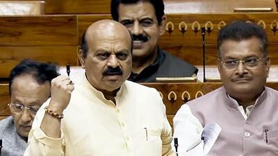 The BJP leaders, led by Bommai, gathered at Maurya Circle on Racecourse Road to protest against the Congress-led state government, alleging that its policies were detrimental to the public. Despite their grievances, the protest was conducted without the necessary police permission, rendering it an illegal assembly. (SansadTV) The BJP leaders, led by Bommai, gathered at Maurya Circle on Racecourse Road to protest against the Congress-led state government, alleging that its policies were detrimental to the public. Despite their grievances, the protest was conducted without the necessary police permission, rendering it an illegal assembly. (SansadTV)