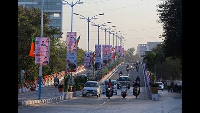 The Yerawad area is riddled with constant traffic snarls. (HT PHOTO)