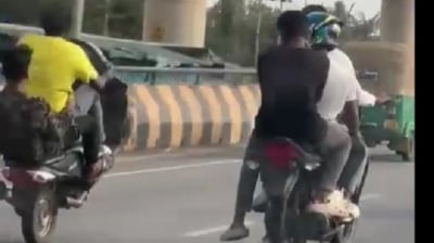 Bengaluru boys perform dangerous bike stunts on busy roads for social media fame, 44 booked. VIDEO Bengaluru boys perform dangerous bike stunts on busy roads for social media fame, 44 booked. VIDEO