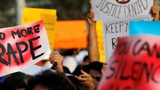 The prelude to the night’s events began with a small gathering outside Dadar East railway station. Representational Image (REUTERS File)