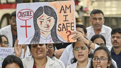 A nationwide protest erupted soon after the body of a trainee doctor was found in a seminar hall of the RG Kar hospital in Kolkata on the morning of August 9. (Anshuman Poyrekar/ HT Photoi) A nationwide protest erupted soon after the body of a trainee doctor was found in a seminar hall of the RG Kar hospital in Kolkata on the morning of August 9. (Anshuman Poyrekar/ HT Photoi)