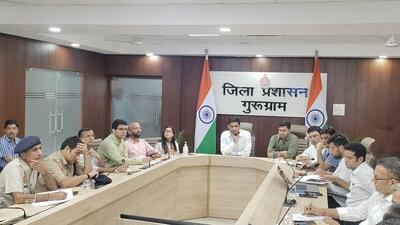 During an administrative meeting at the Mini Secretariat’s conference hall, Yadav emphasised the importance of following the Haryana Defacement of Property Act and removing all election-related promotional material from buildings. (HT Photo) During an administrative meeting at the Mini Secretariat’s conference hall, Yadav emphasised the importance of following the Haryana Defacement of Property Act and removing all election-related promotional material from buildings. (HT Photo)