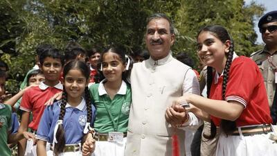 Himchal CM Sukhvinder Sukhu interacting with children during his visit to Hamirpur. (HT Photo) Himchal CM Sukhvinder Sukhu interacting with children during his visit to Hamirpur. (HT Photo)