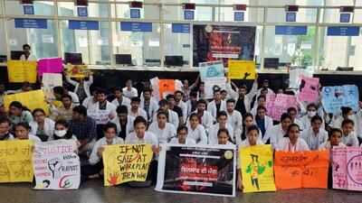Medical students and residents protesting at the AIIMS, Bathinda, OPD on Saturday. The outpatient department services at the All India Institute of Medical Sciences (AIIMS) and other public sector hospitals were suspended as doctors protested against the rape and murder of the Kolkata woman doctor on August 9. (Sanjeev Kumar/HT) Medical students and residents protesting at the AIIMS, Bathinda, OPD on Saturday. The outpatient department services at the All India Institute of Medical Sciences (AIIMS) and other public sector hospitals were suspended as doctors protested against the rape and murder of the Kolkata woman doctor on August 9. (Sanjeev Kumar/HT)