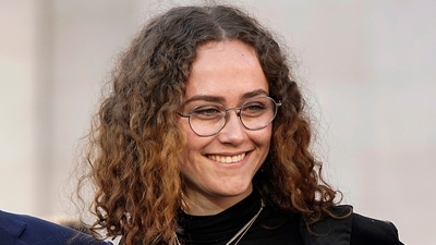 Kamala Harris' stepdaughter Ella Emhoff pushes ketamine for pain management (AP) Kamala Harris' stepdaughter Ella Emhoff pushes ketamine for pain management (AP)