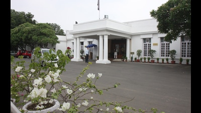 The Gymkhana Club,At Safdar Jung Road,In New Delhi on Wednesday. HT Photo By SUSHIL KUMAR The Gymkhana Club,At Safdar Jung Road,In New Delhi on Wednesday. HT Photo By SUSHIL KUMAR