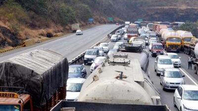 This measure is designed to alleviate congestion and maintain clear passage for local and emergency traffic.  (REPRESENTATIVE PHOTO)