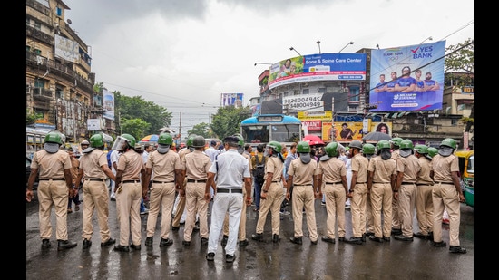 At 103.47 personnel per 100,000 people, India’s police-population ratio is amongst the lowest in the world (PTI Photo/Swapan Mahapatra) (PTI)