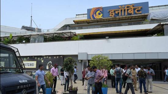 Navi Mumbai, India - Aug. 17, 2024:Inorbit mall in Vashi vacated after bomb threat received by email at Inorbit Mall,Vashi in Navi Mumbai, India, on Saturday, August 17, 2024. (Photo by Bachchan Kumar/ HT PHOTO) (HT PHOTO)