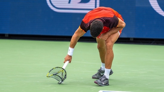 https://www.mobilemasala.com/sports/When-I-do-it-Ive-got-mental-issue-Moutet-Kyrgios-unfiltered-exchange-after-Carlos-Alcarazs-racquet-smashing-act-i291123