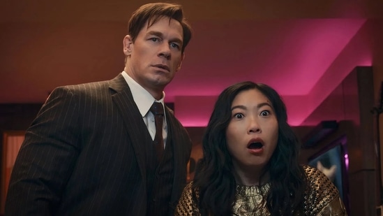 ¡John Cena y Awkwafina en una imagen de Jackpot!