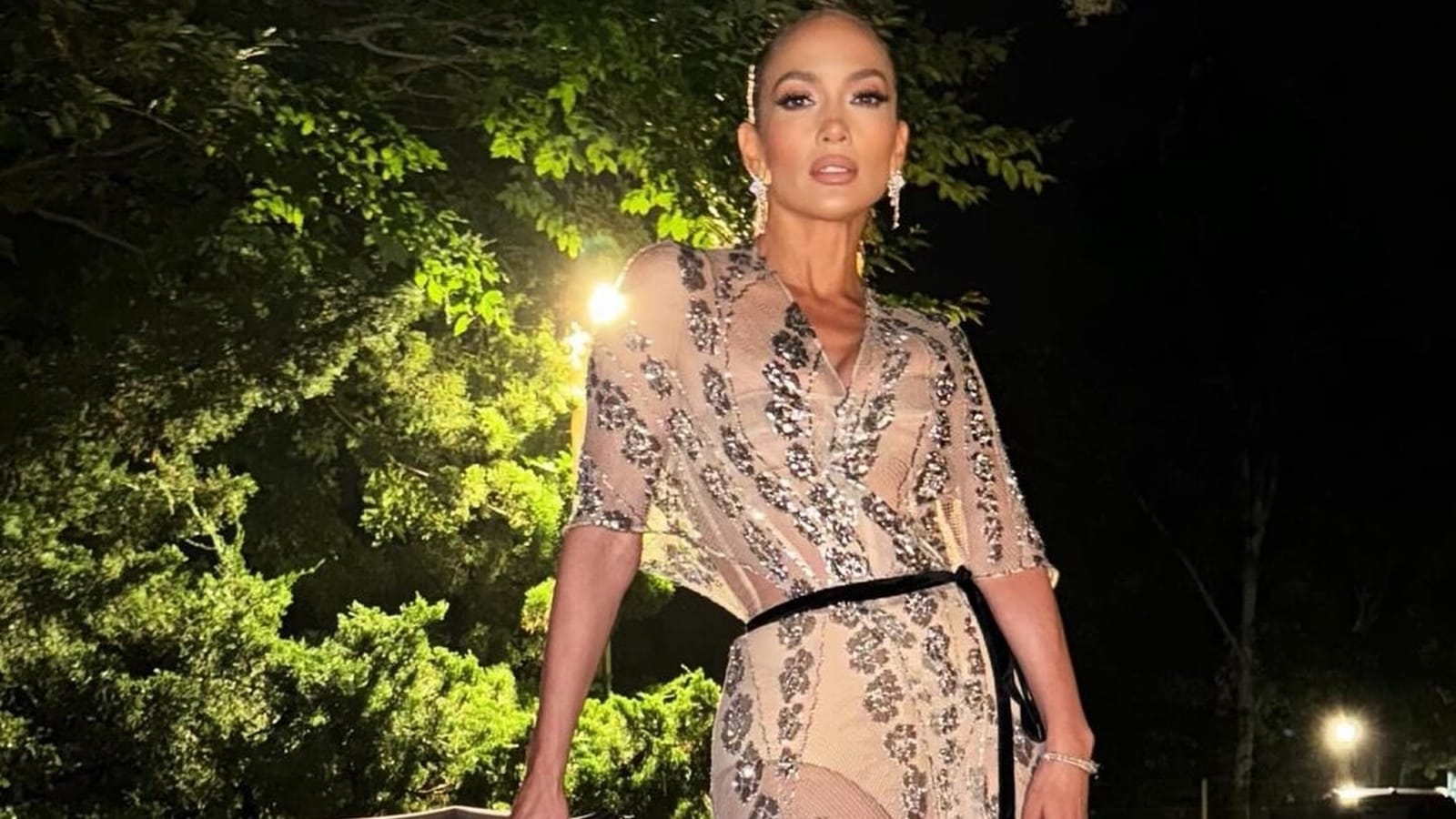 J.Lo joins the TikTok trend and drinks straight from the bottle after a girls’ night out on Ben Affleck’s birthday | Hollywood